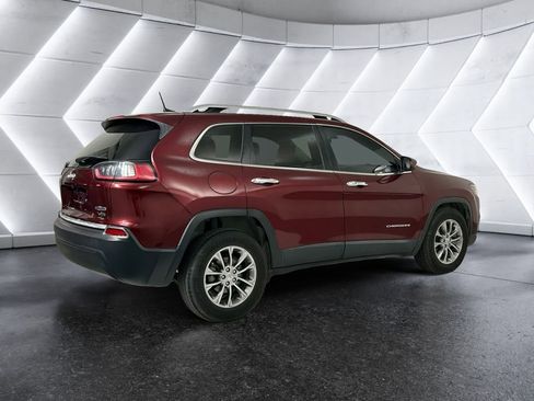 Used 2019 Jeep Cherokee Latitude Plus FWD image 4