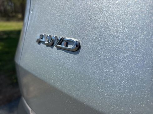 Used 2024 Toyota Grand Highlander XLE image 16