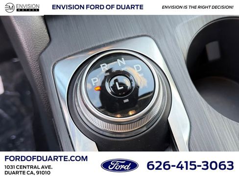 New 2025 Ford Escape SE image 22