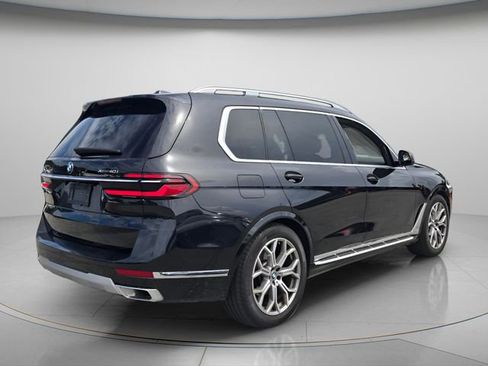 Used 2025 BMW X7 xDrive40i AWD/4WD image 8