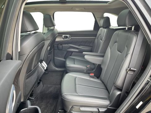 Used 2023 Kia Sorento SX AWD/4WD image 27