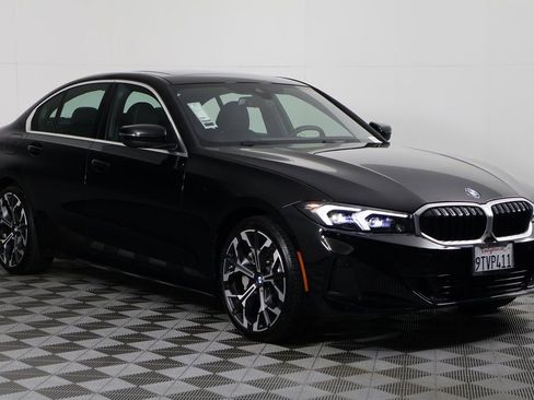 Used 2025 BMW 330i Sedan w/ Premium Package image 3