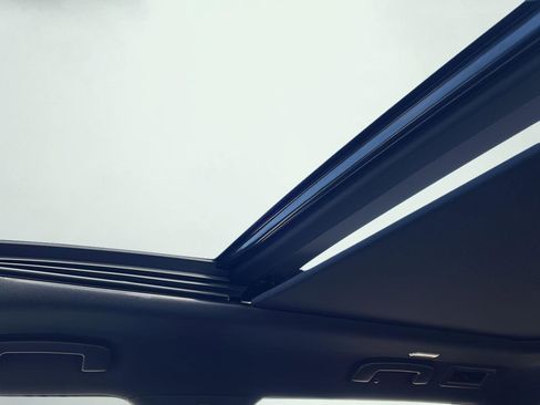 Used 2025 Nissan Armada Platinum w/ Convenience Package image 25