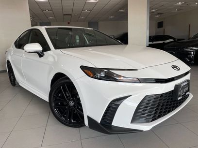 Used 2025 Toyota Camry SE