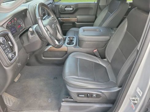 Used 2021 Chevrolet Silverado 1500 RST w/ Convenience Package II AWD/4WD image 12