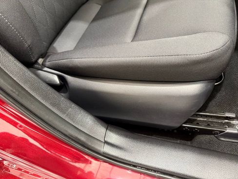 Used 2025 Toyota Corolla LE image 17