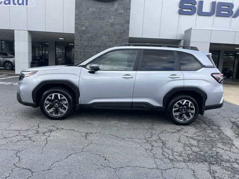 Certified 2025 Subaru Forester Premium image 2