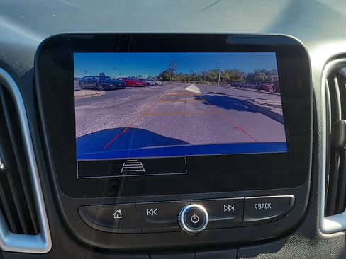 Used 2024 Chevrolet Malibu LT image 24