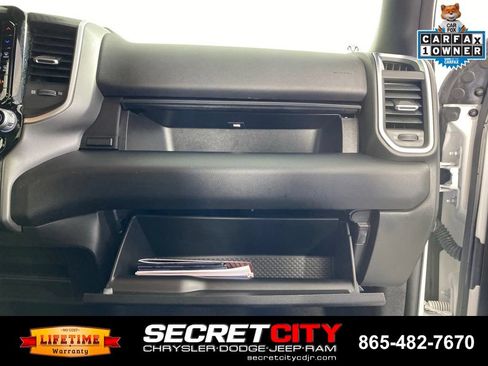 Used 2025 RAM 2500 Big Horn AWD/4WD image 30