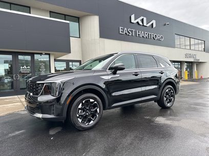 Used 2025 Kia Sorento S