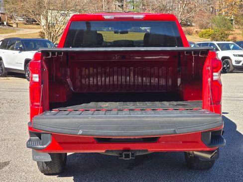 Used 2019 Chevrolet Silverado 1500 Custom w/ Custom Convenience Package image 12