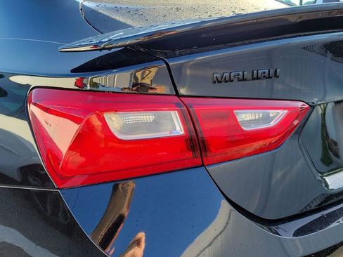 Used 2023 Chevrolet Malibu RS FWD image 12