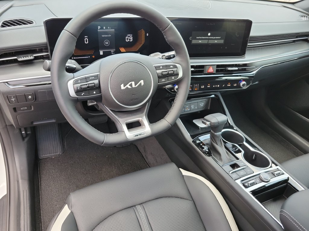New 2026 Kia K5 GT-Line w/ GT-Line Premium Package AWD/4WD image 9