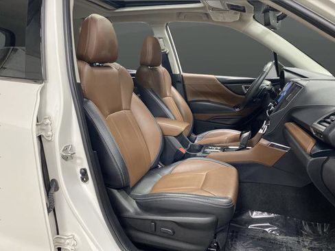 Used 2023 Subaru Forester Touring image 32