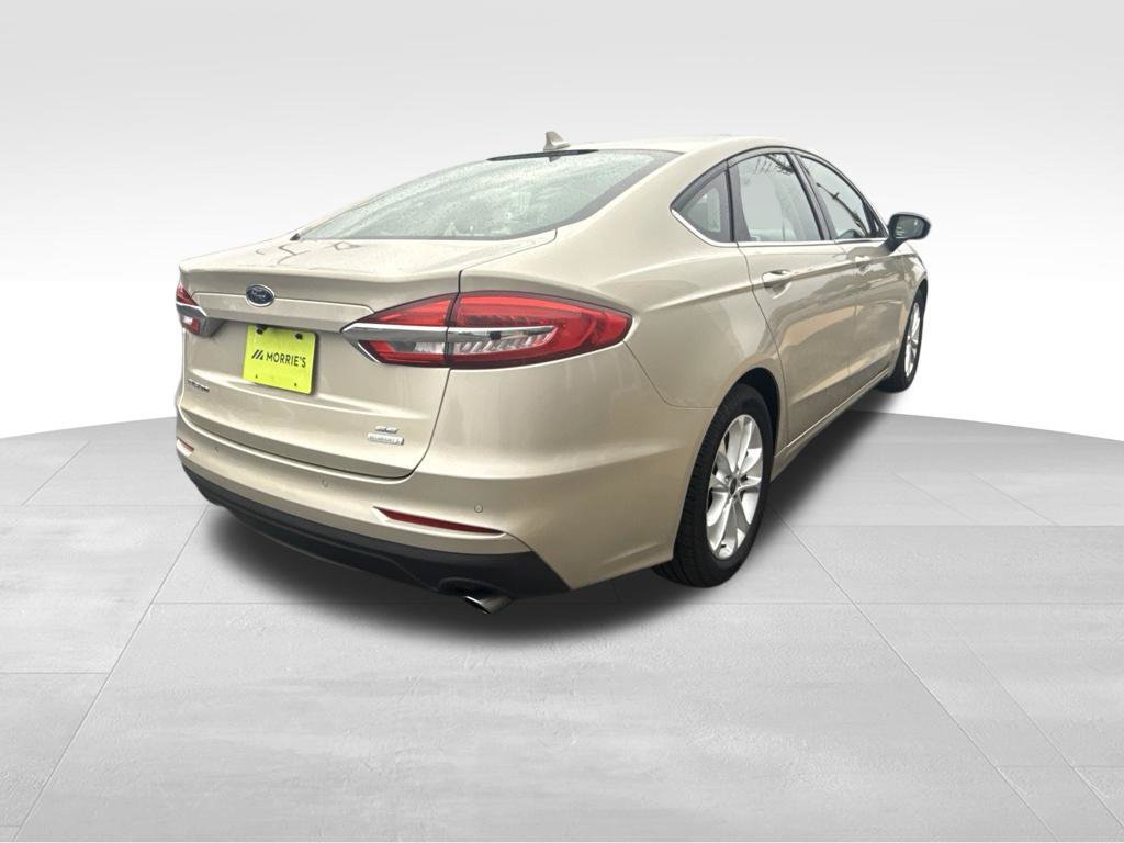 Used 2019 Ford Fusion SE FWD image 9
