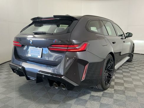New 2026 BMW M5 Touring image 5