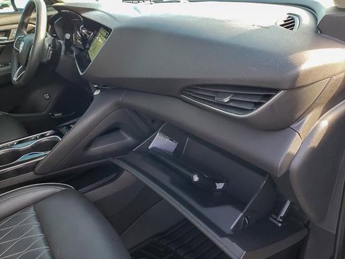 Used 2023 Buick Envision Avenir image 33