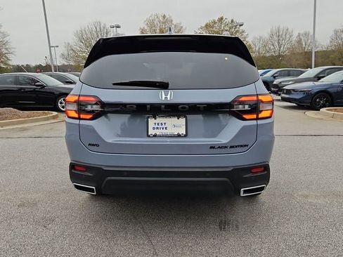 New 2025 Honda Pilot Black Edition image 5
