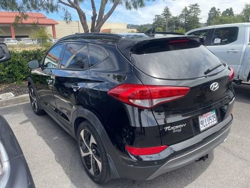 Used 2016 Hyundai Tucson Limited w/ Option Group 03 FWD image 10