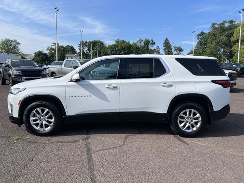 Used 2023 Chevrolet Traverse LS w/ Safety Package AWD/4WD image 4