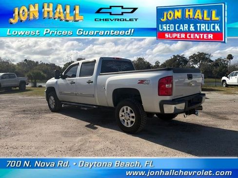 Used 2013 Chevrolet Silverado 3500 LT w/ Interior Plus Package image 7