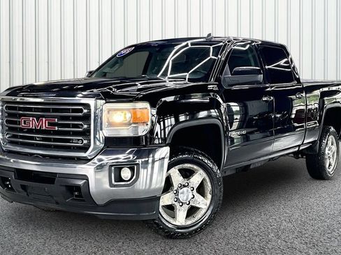 Used 2015 GMC Sierra 2500 SLE AWD/4WD image 3