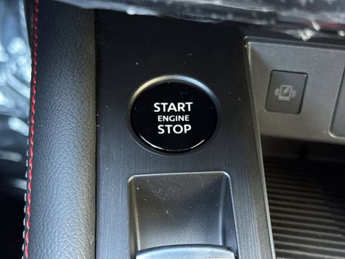 New 2026 Nissan Kicks SR image 19