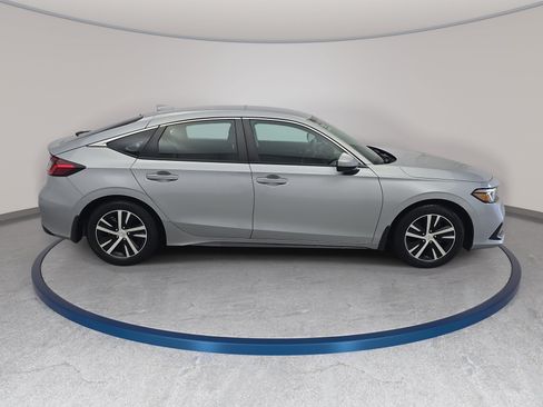 Used 2024 Honda Civic LX image 4