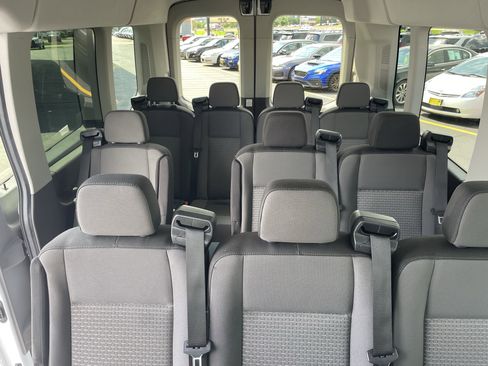 Used 2025 Ford Transit 350 XLT image 13
