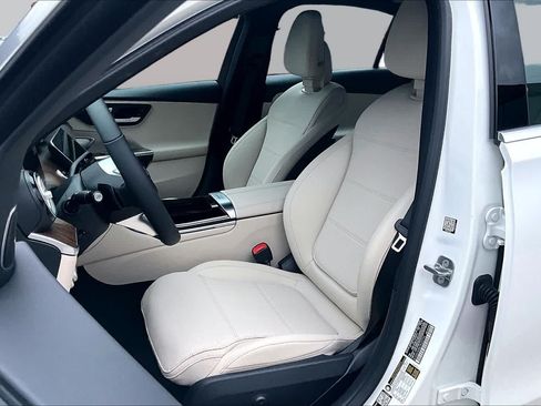 New 2026 Mercedes-Benz C 300 4MATIC Sedan image 17