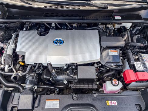 Used 2022 Toyota Prius Prime XLE FWD image 25