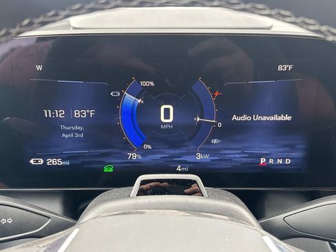 New 2025 Chevrolet Equinox EV LT w/ Convenience Package II image 27