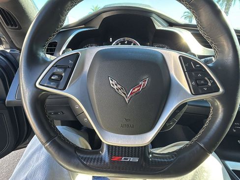Used 2016 Chevrolet Corvette Z06 w/ 3LZ Preferred Equipment Group image 15