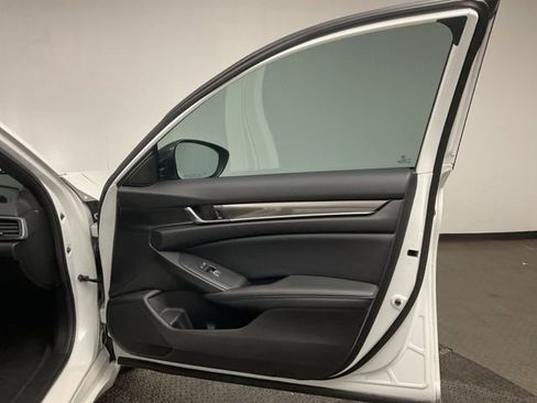 Used 2022 Honda Accord Sport image 23