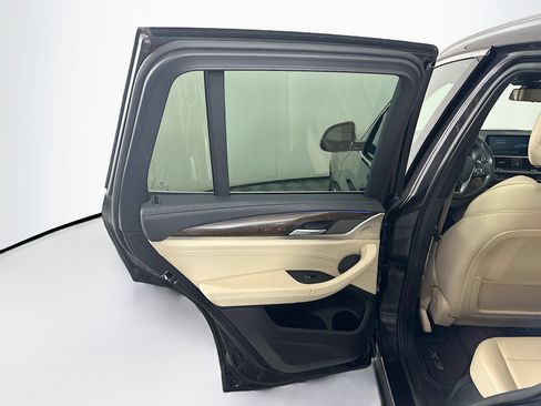 Used 2019 BMW X3 xDrive30i w/ Executive Package AWD/4WD image 27