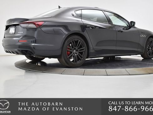 Used 2022 Maserati Quattroporte Modena Q4 image 27