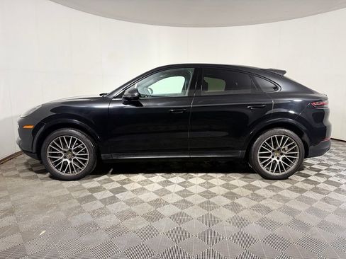 Used 2023 Porsche Cayenne S Platinum w/ Premium Package Plus AWD/4WD image 3