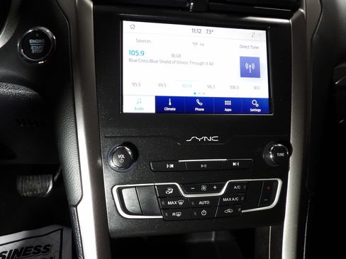 Used 2020 Ford Fusion SE FWD image 14