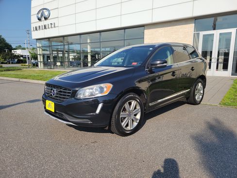 Used 2017 Volvo XC60 T5 Inscription w/ Advanced Package AWD/4WD image 1