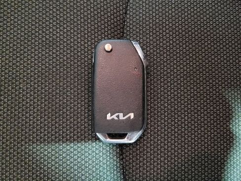 Used 2024 Kia Forte LXS FWD image 32