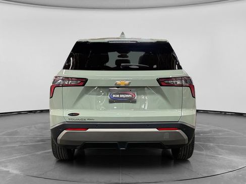 Used 2026 Chevrolet Equinox LT AWD/4WD image 4