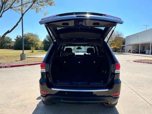 Used 2018 Jeep Grand Cherokee Limited w/ Luxury Group II image 7