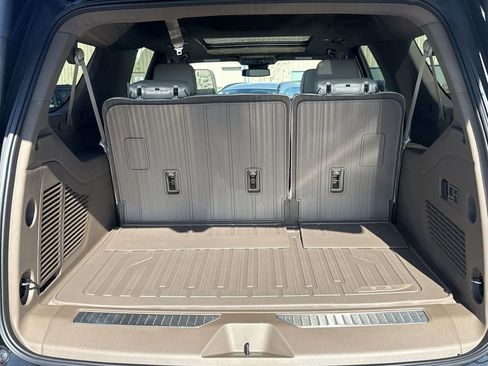New 2026 GMC Yukon XL Denali w/ Sun & Power Step Package image 26