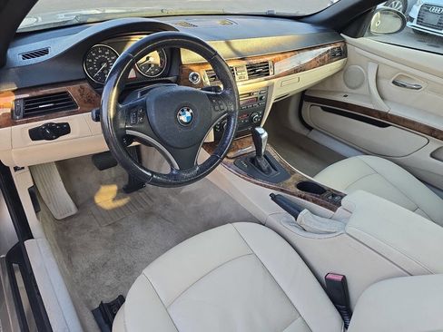 Used 2008 BMW 328i Convertible image 19