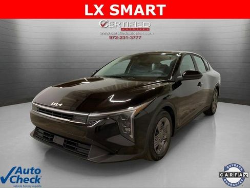 Used 2025 Kia K4 LX image 1