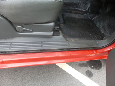 Used 2004 Chevrolet Silverado 1500 W/T image 49