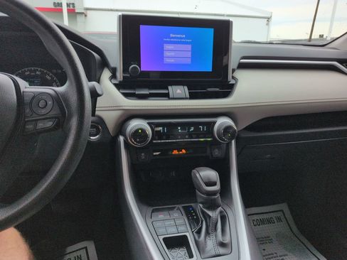 Certified 2023 Toyota RAV4 XLE AWD/4WD image 17