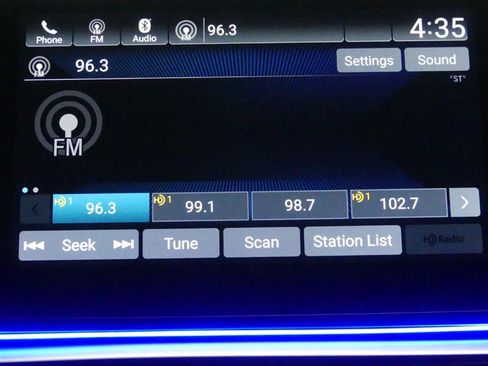 Used 2021 Honda Accord Sport image 12