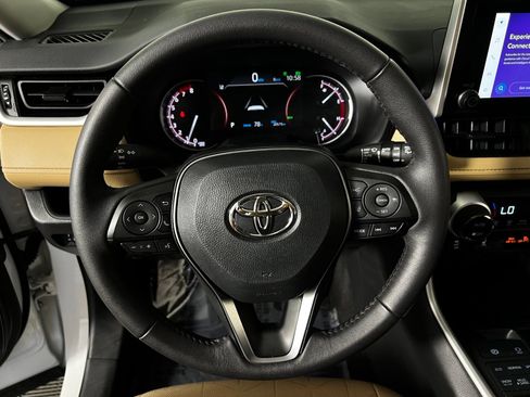 Certified 2025 Toyota RAV4 XLE w/ Convenience Package AWD/4WD image 14