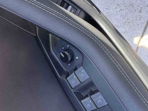Used 2024 Audi A6 Premium Plus image 14